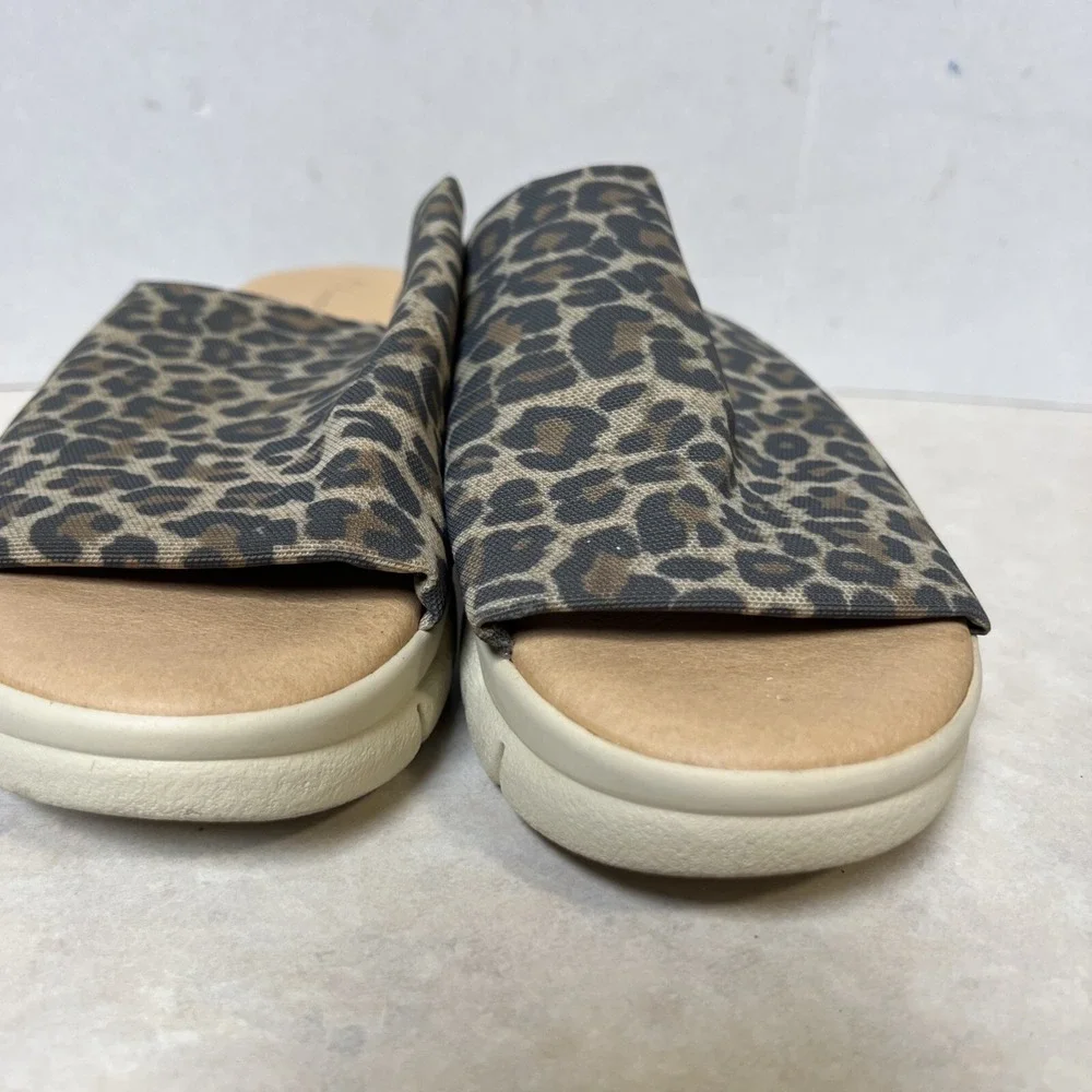 Anthropologie Platform Slides Cady Sport Animal Print Size 8
